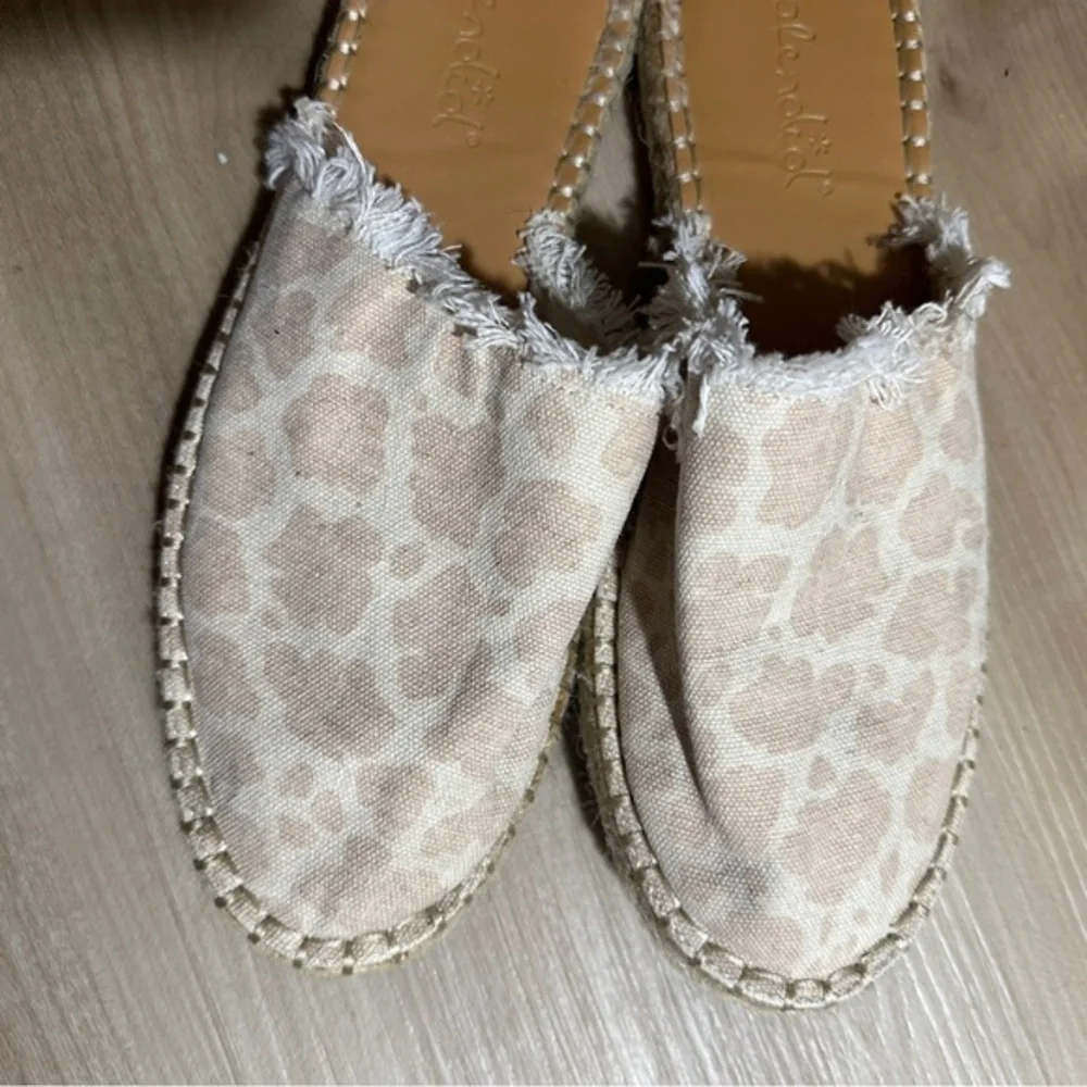 Splendid Jessica Leopard Espadrille Mules Womens 8.5 Tan Fringed Slides Shoes